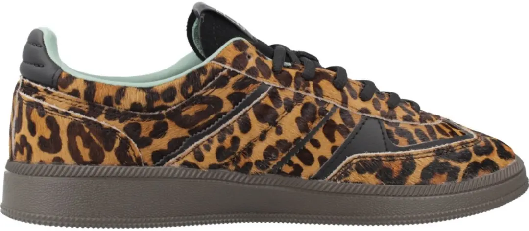 Tommy Hilfiger Footwear (PVH Group)