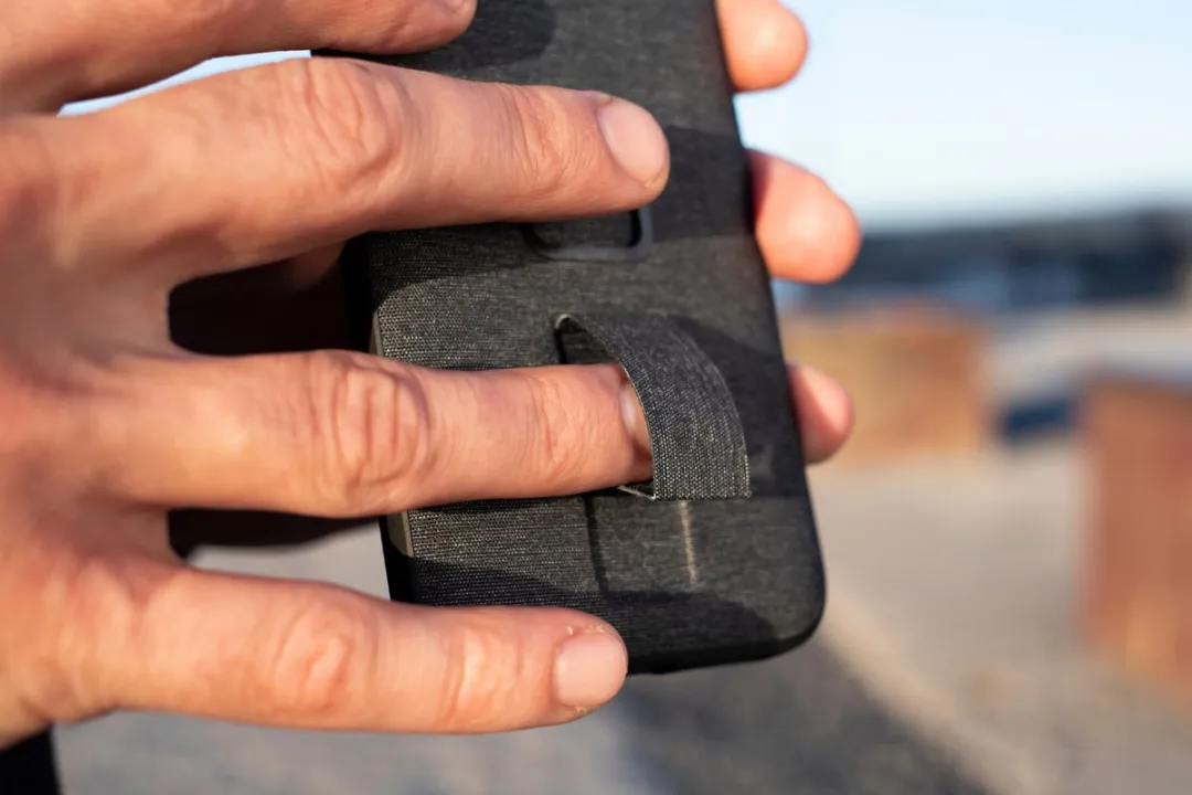 Peak Design Mobile Everyday Loop Case iPhone 14 Plus M-LC-BA-CH-1 - Charcoal