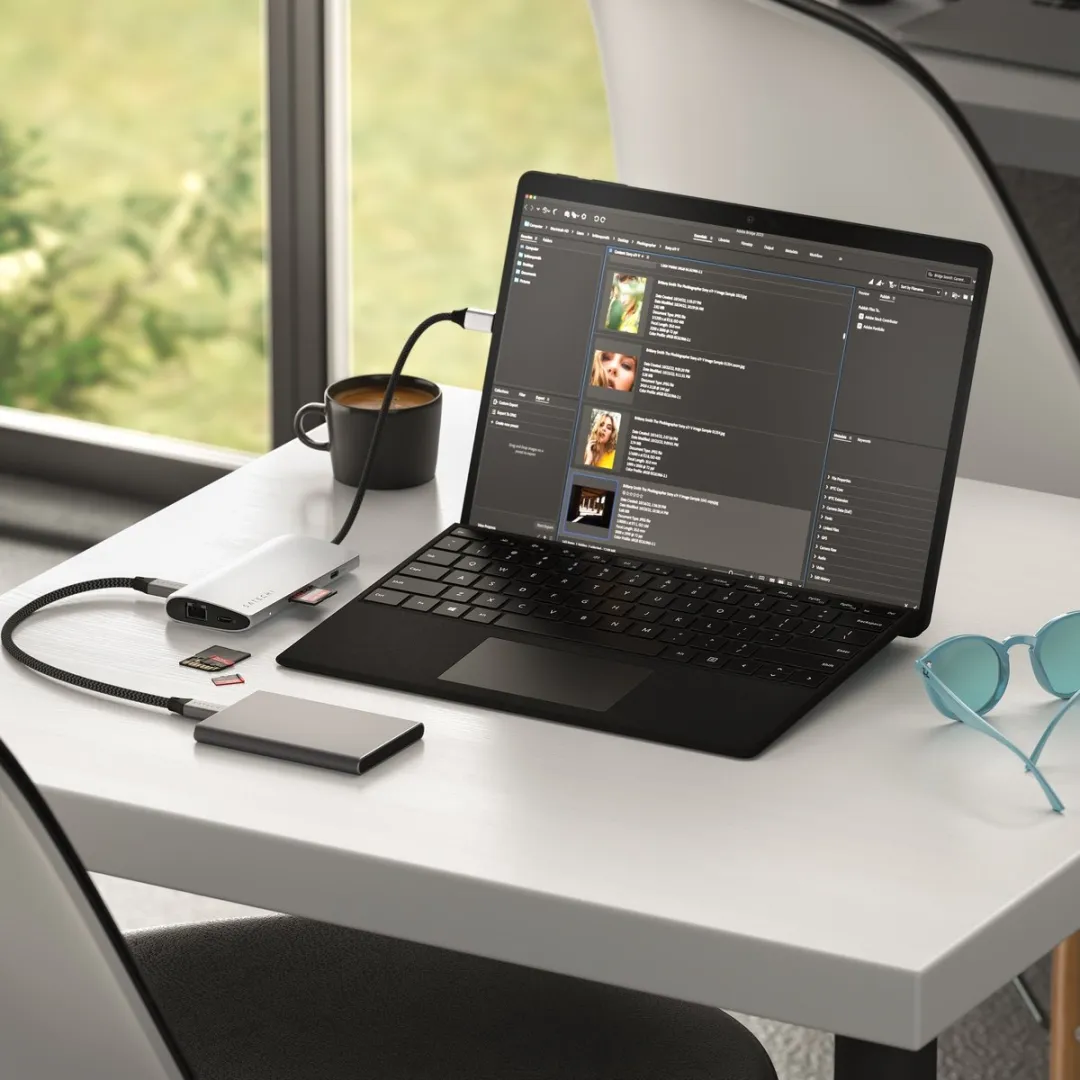 Satechi ST-P8KEM USB-C Multiport Adapter 8K - Grijs - afbeelding 6 van 6