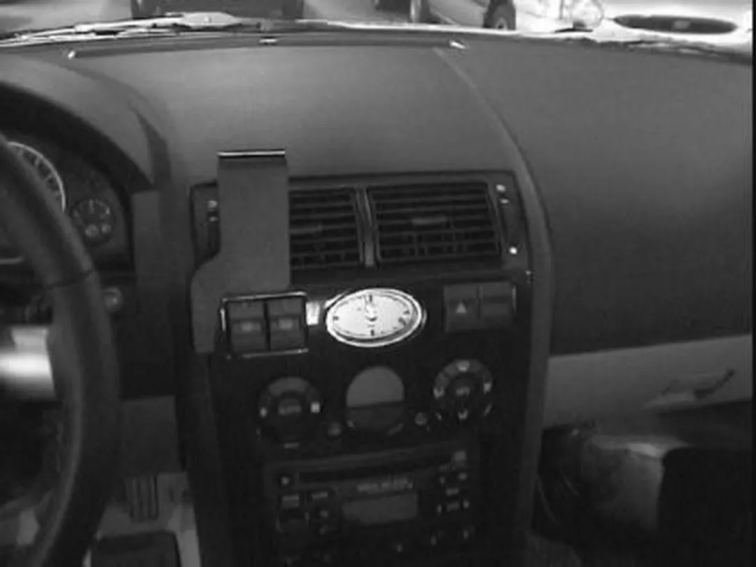 Brodit ProClip 852861 Ford Mondeo Center Mount - Zwart