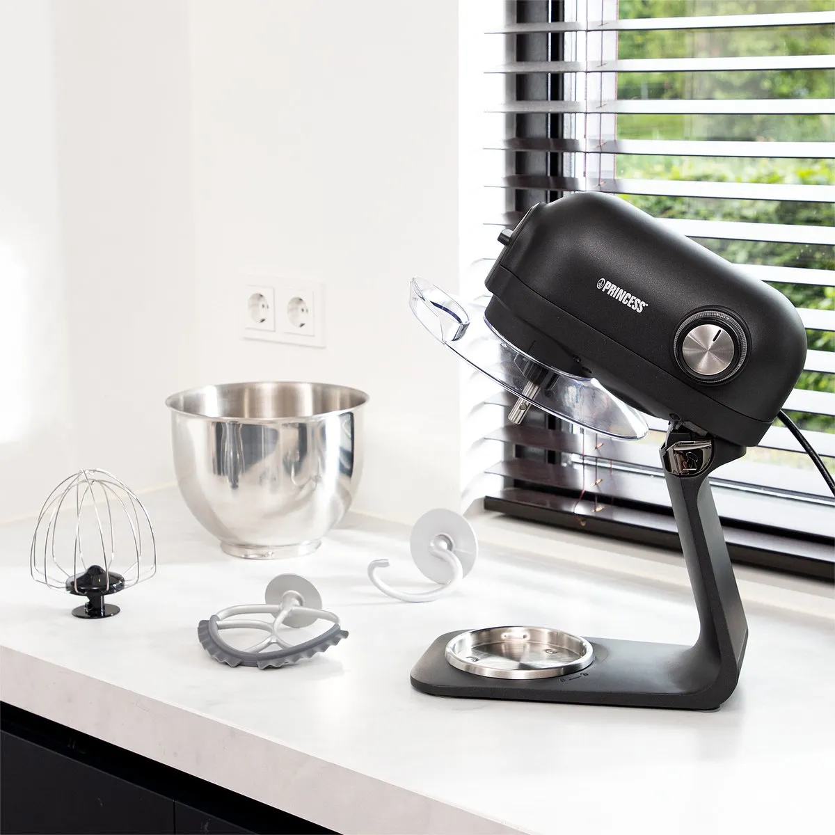Princess 220137 Keukenmachine 1200W - 5 Liter - Zwart