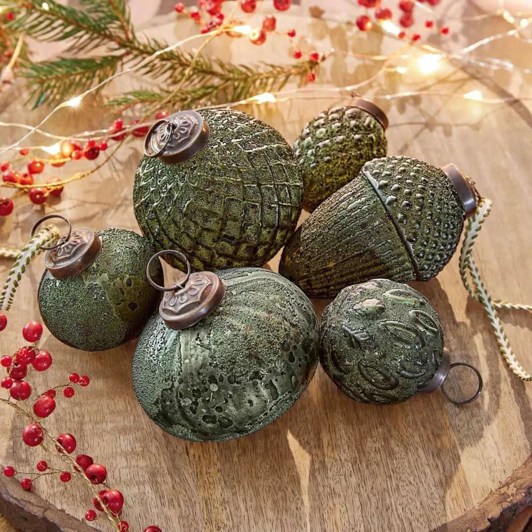 Loberon Kerstversiering Lento set van 6 - groen - Ø8cm - afbeelding 3 van 4