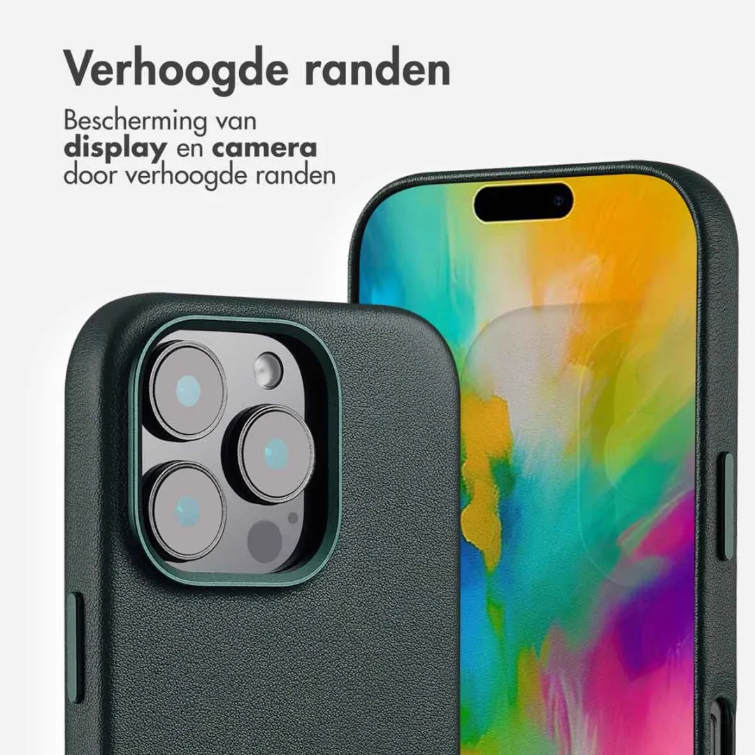 Accezz iPhone 16 Pro Hoesje - MagSafe Leder - Cedar Green - 2 Pasjes