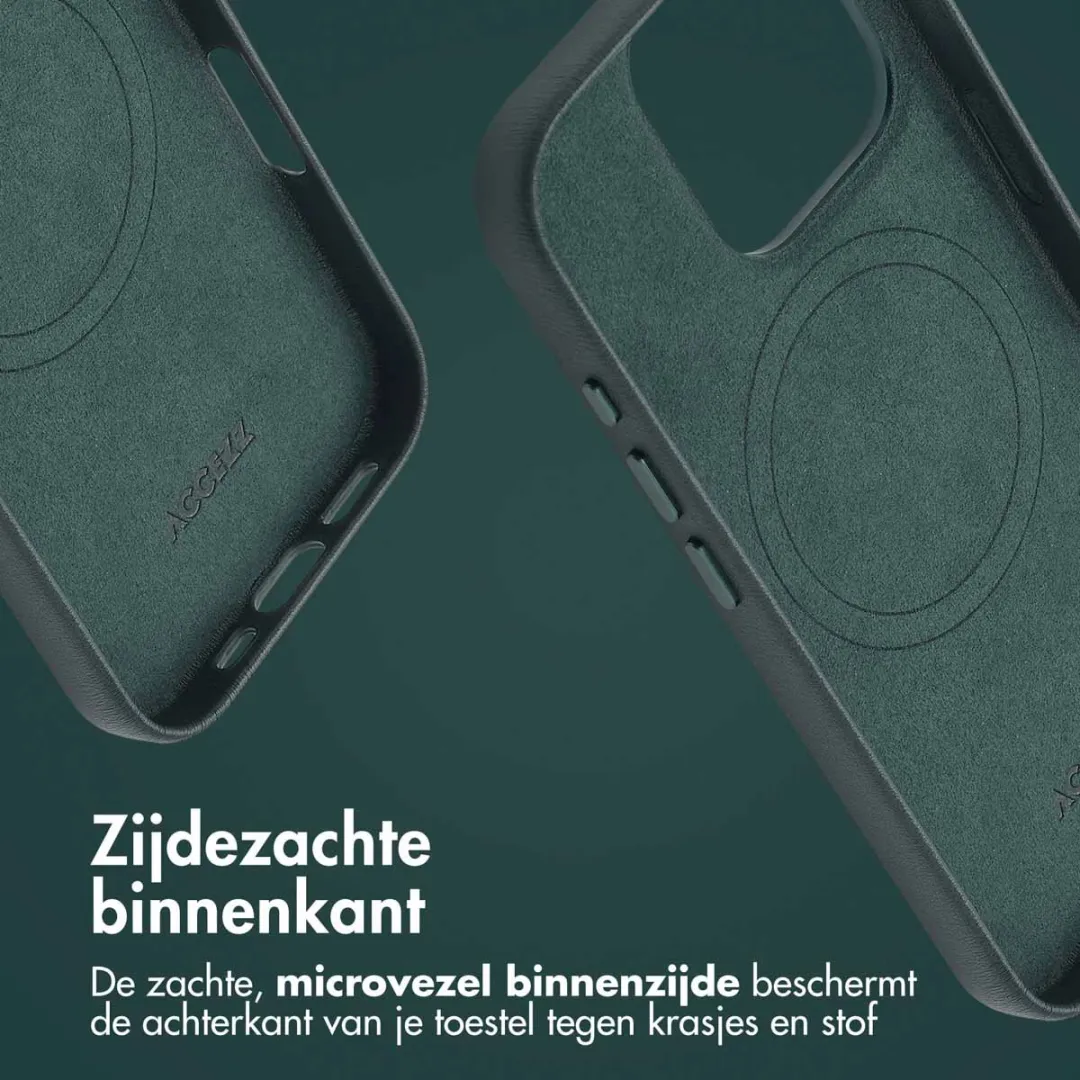 Accezz iPhone 16 Pro Hoesje - MagSafe Leder - Cedar Green - 2 Pasjes