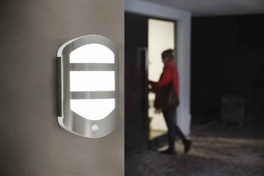 Osram ENDURA Style Plate Wall Sensor Wandlamp 12.5W - Staal