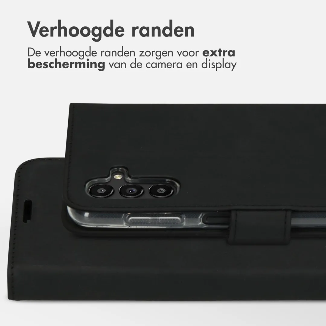 Accezz Hoesje Samsung Galaxy A13 5G/A04s - 3 Pasjes - Zwart