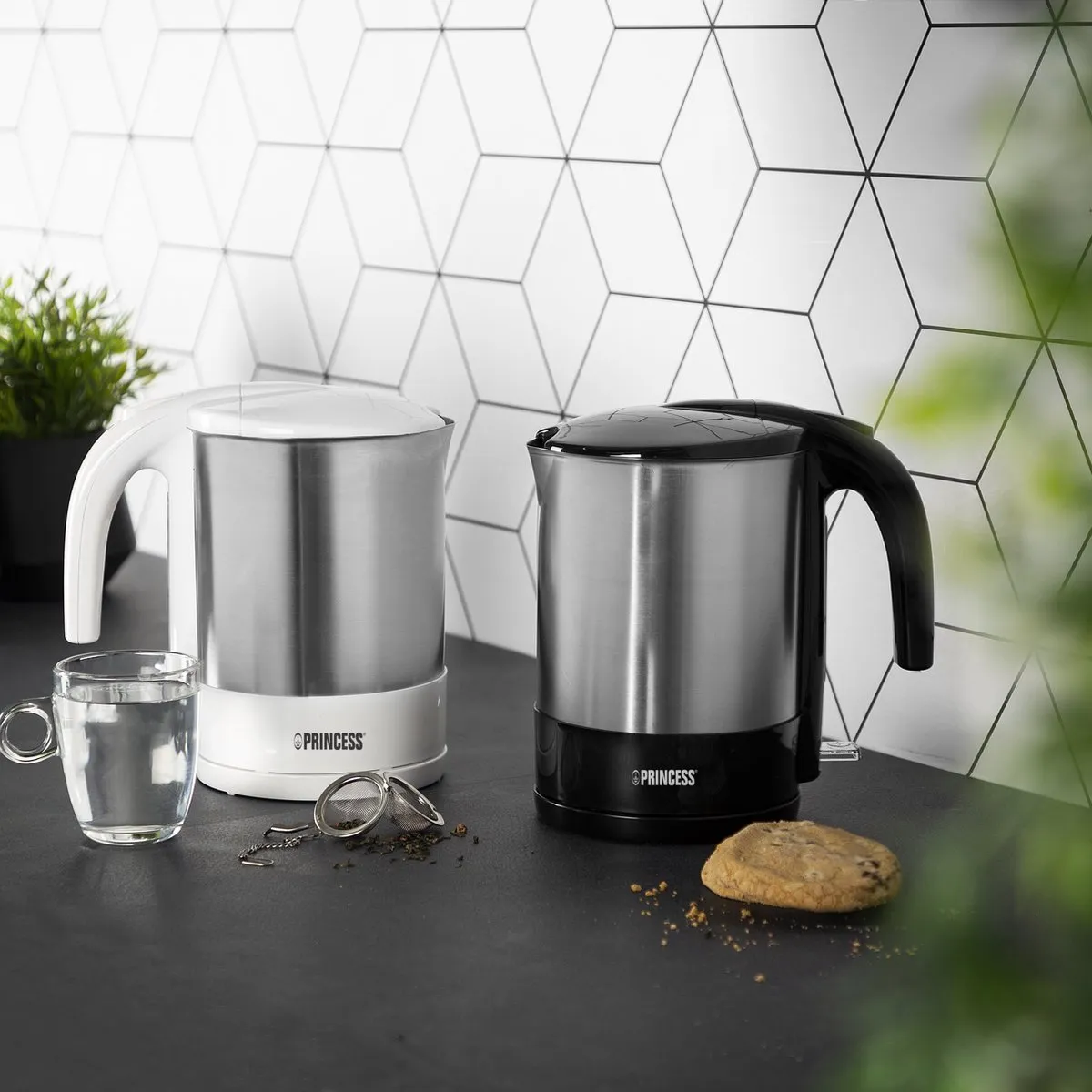 Princess Waterkoker 236039 – 360⁰ draaibaar - 1,7 Liter - 2200W - RVS