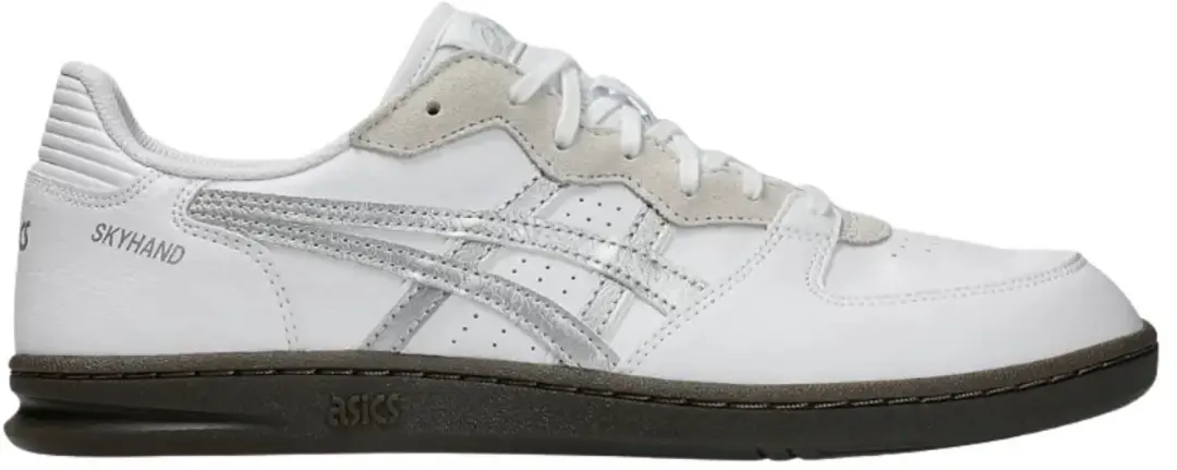 Asics skyhand og in de kleur wit.