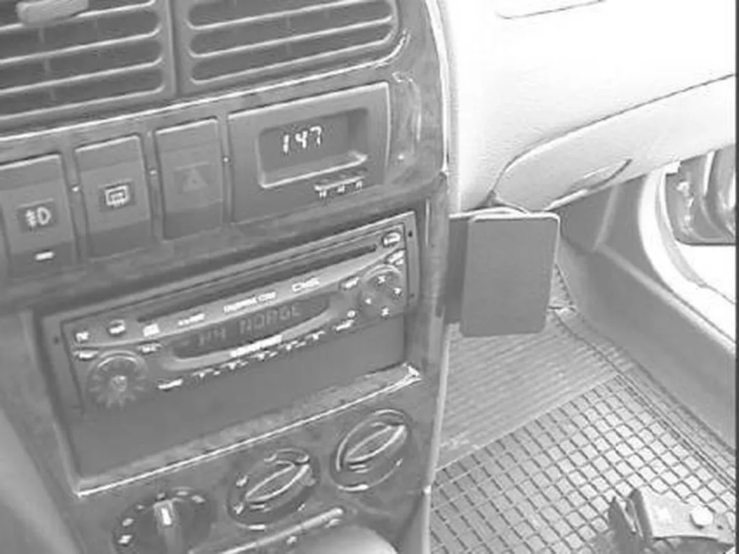 Brodit ProClip Kia Sephia II/Shuma II 2001-2006 Houder