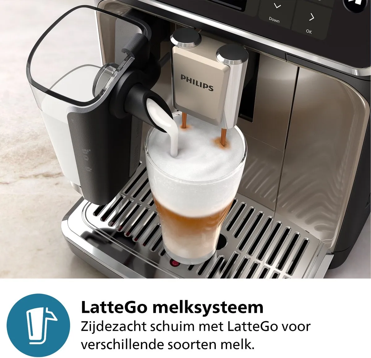 Philips 5400 Series - Espressomachine - 12 Verschillende Dranken - LatteGo Melksysteem - Keramische molen - AquaClean Filter - Volautomatisch - Zwart & Zilver - Koffiemachine met bonen - EP5447/90