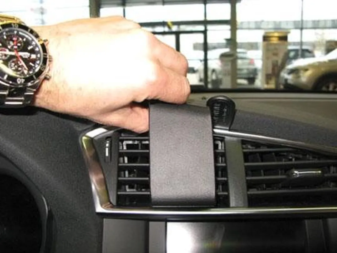 Brodit ProClip 854590 Center Mount - Citroën C4 II/DS4 2011-2018 - Zwart
