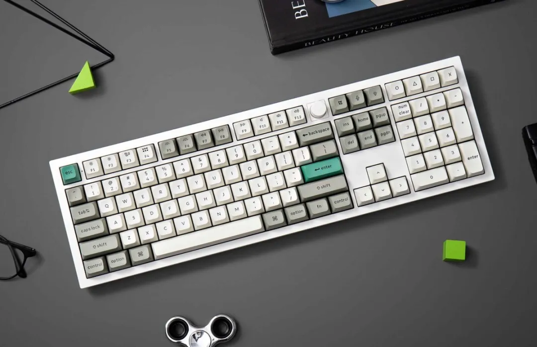 Keychron Q6 Max Toetsenbord - Brown Switch - Wit