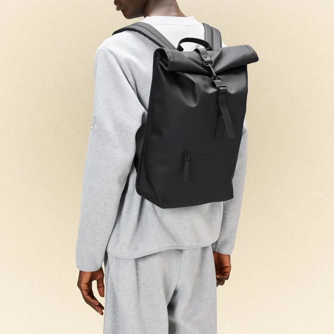 Rains Rolltop W3 Rugzak - 13L - Zwart - afbeelding 5 van 6