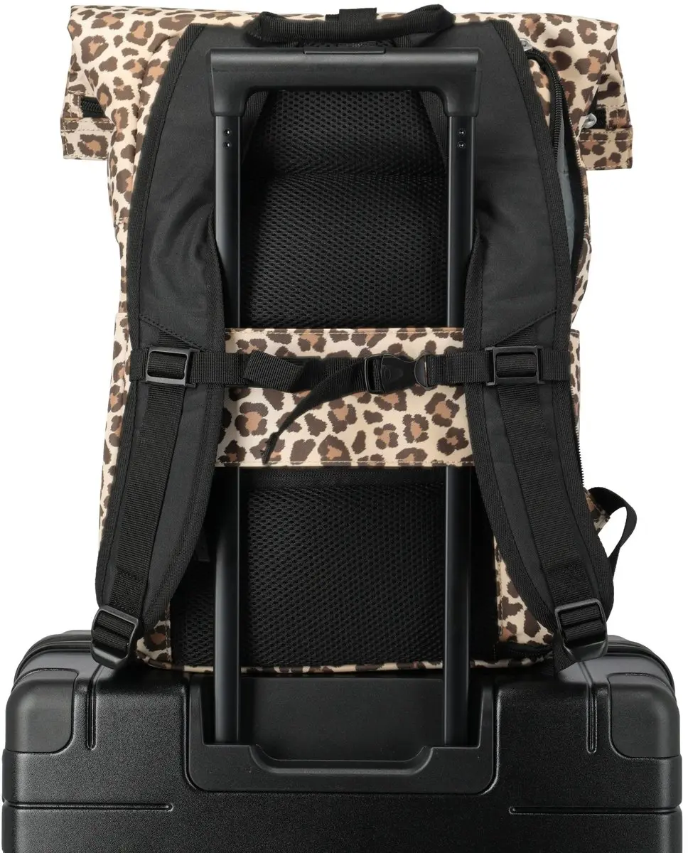 Travelite Basics Rolltop Rugzak 35L - Leopard - afbeelding 4 van 6
