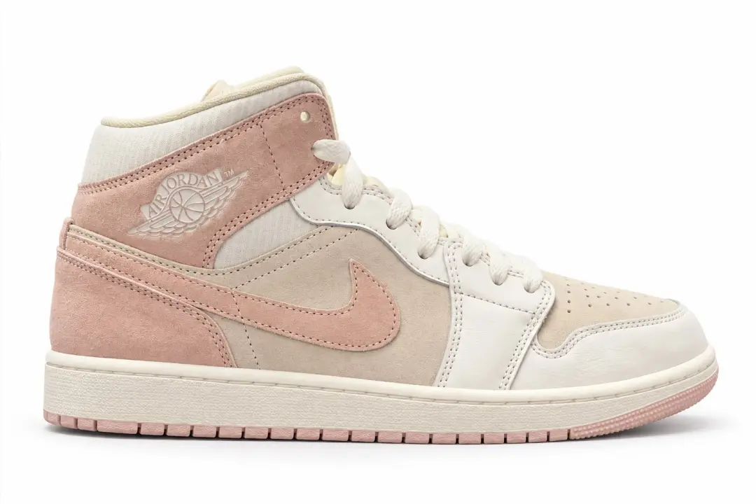 WMNS AIR JORDAN 1 MID SE -MAAT 43