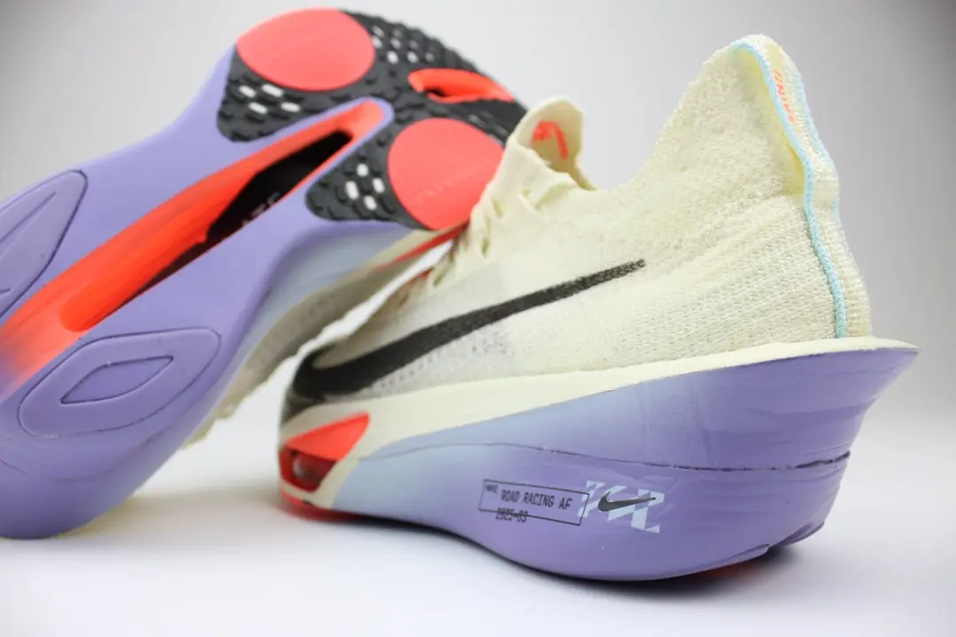 Nike Air Zoom Alphafly NEXT% 3 Hardloopschoen - Coconut Milk - afbeelding 2 van 6