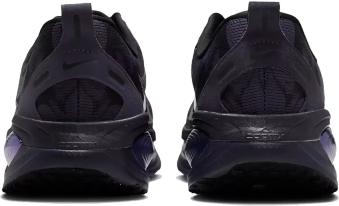 Nike Vomero 18 Heren Hardloopschoenen - Zwart - afbeelding 2 van 4