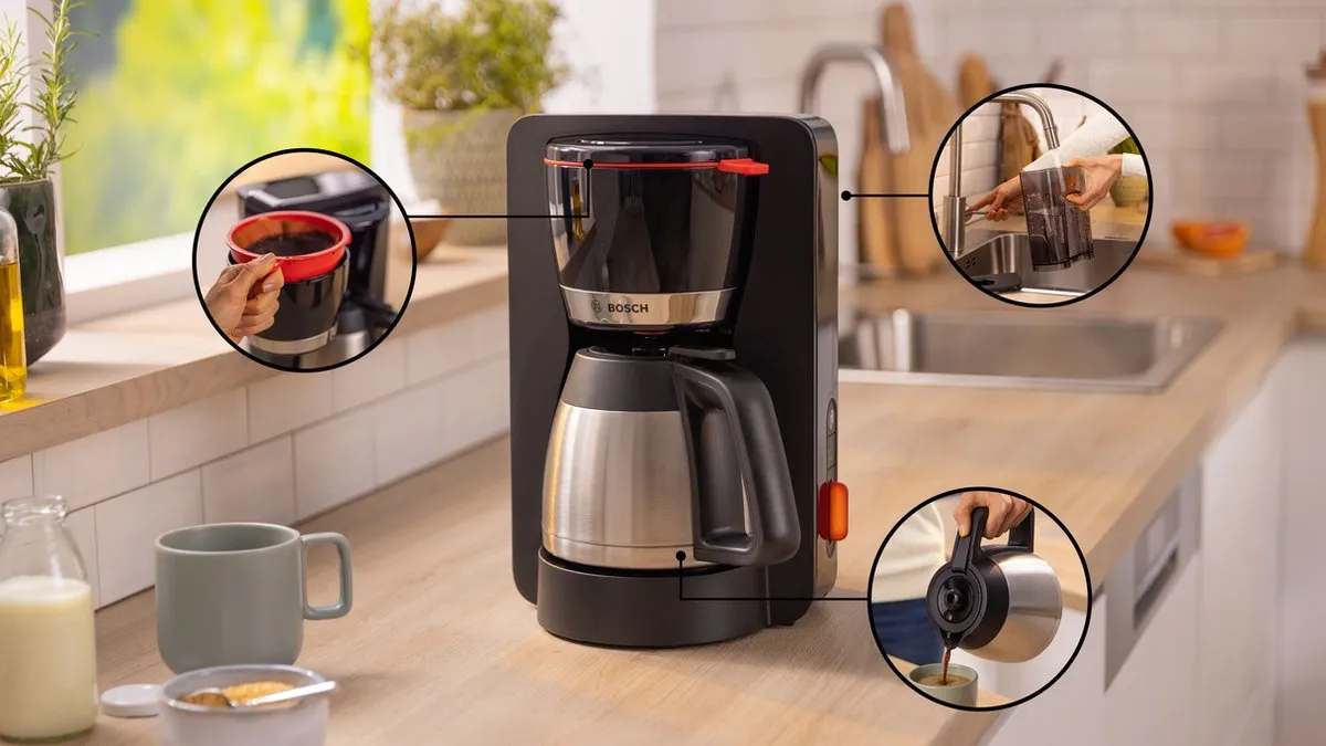 Bosch TKA6M273 MyMoment Koffiezetapparaat 12 Koppen - 1,1L - Zwart