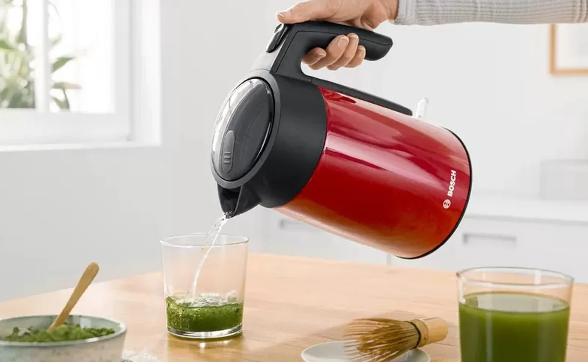 Bosch TWK7L464 Waterkoker 2400W - 1,7L - Rood
