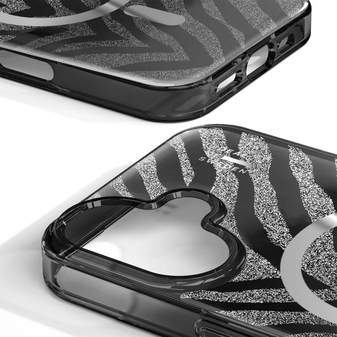 iDeal of Sweden Clear Case iPhone 17 - Zebra Mystique - IDCLCMS-I2561-573