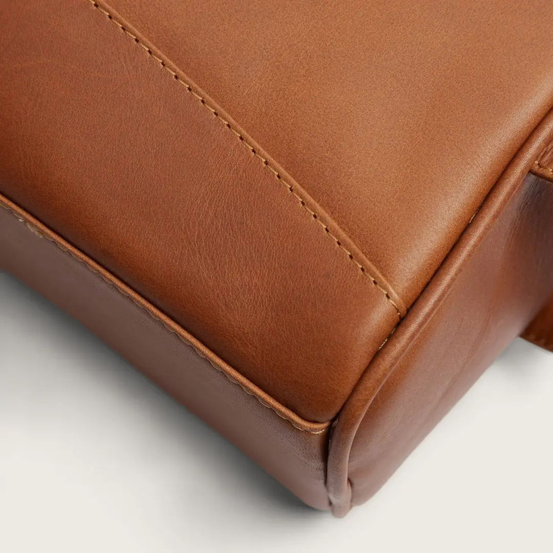 Chesterfield Stacey Leren Toilettas M - 4 l - Cognac - afbeelding 5 van 6