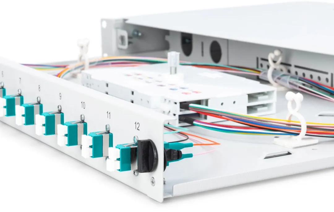 Digitus DN-96331/3 LC OM3 Glasvezelkabel Splice Cassette - Grijs