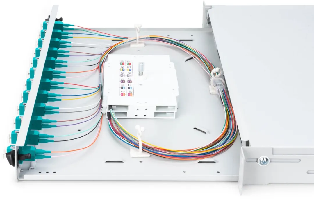 Digitus DN-96331/3 LC OM3 Glasvezelkabel Splice Cassette - Grijs