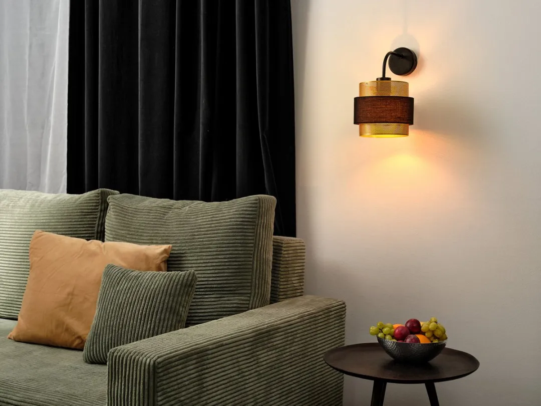 Osram Decor Hornet Wandlamp E27 - Zwart/Goud - afbeelding 6 van 6