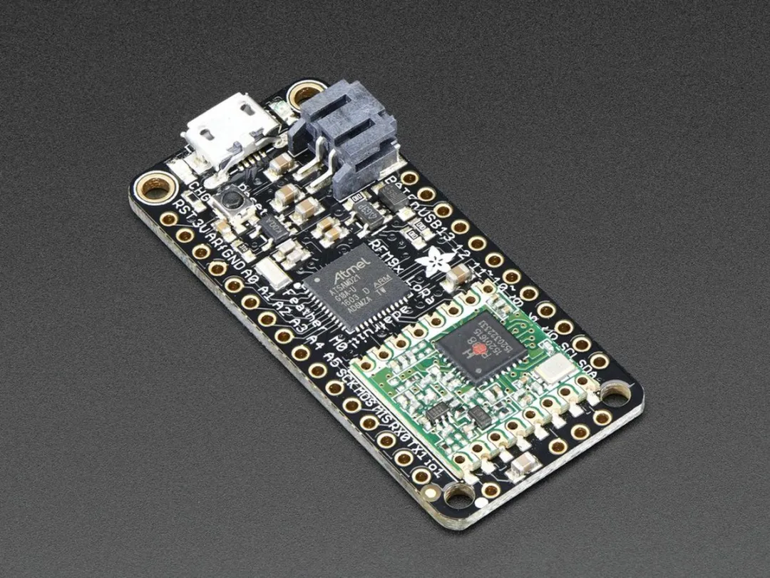 Adafruit Feather M0 RFM96 LoRa Radio 433MHz