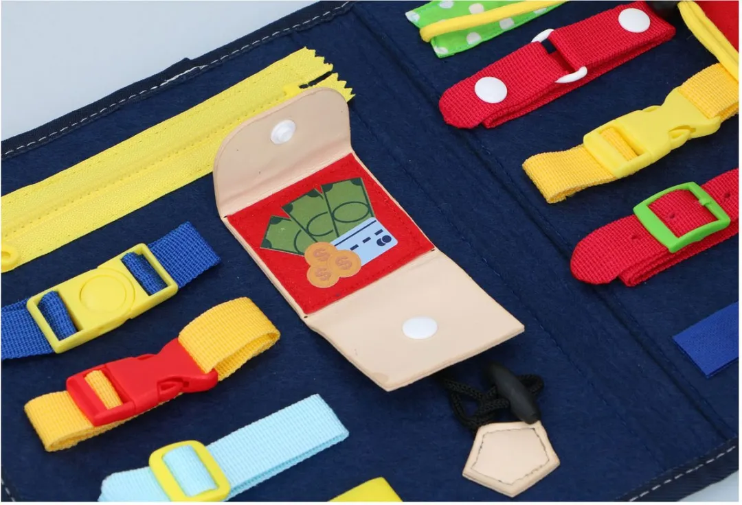 Eddy Toys Activity Board 26822 - Multicolor