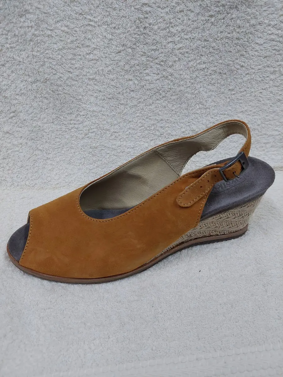 WOLKY 4650 / Aspe / sandaal op platform / suede / maat 41