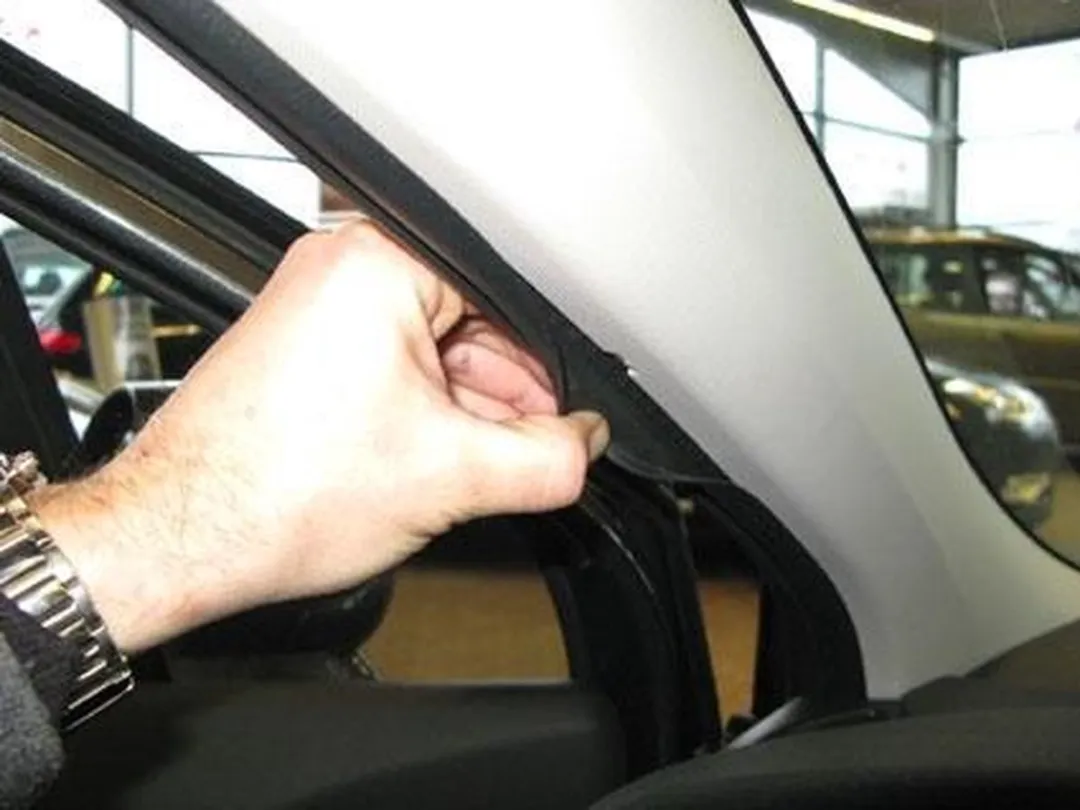 Brodit ProClip 804591 Houder Citroën C4 II / DS4 2011-2018 - Zwart