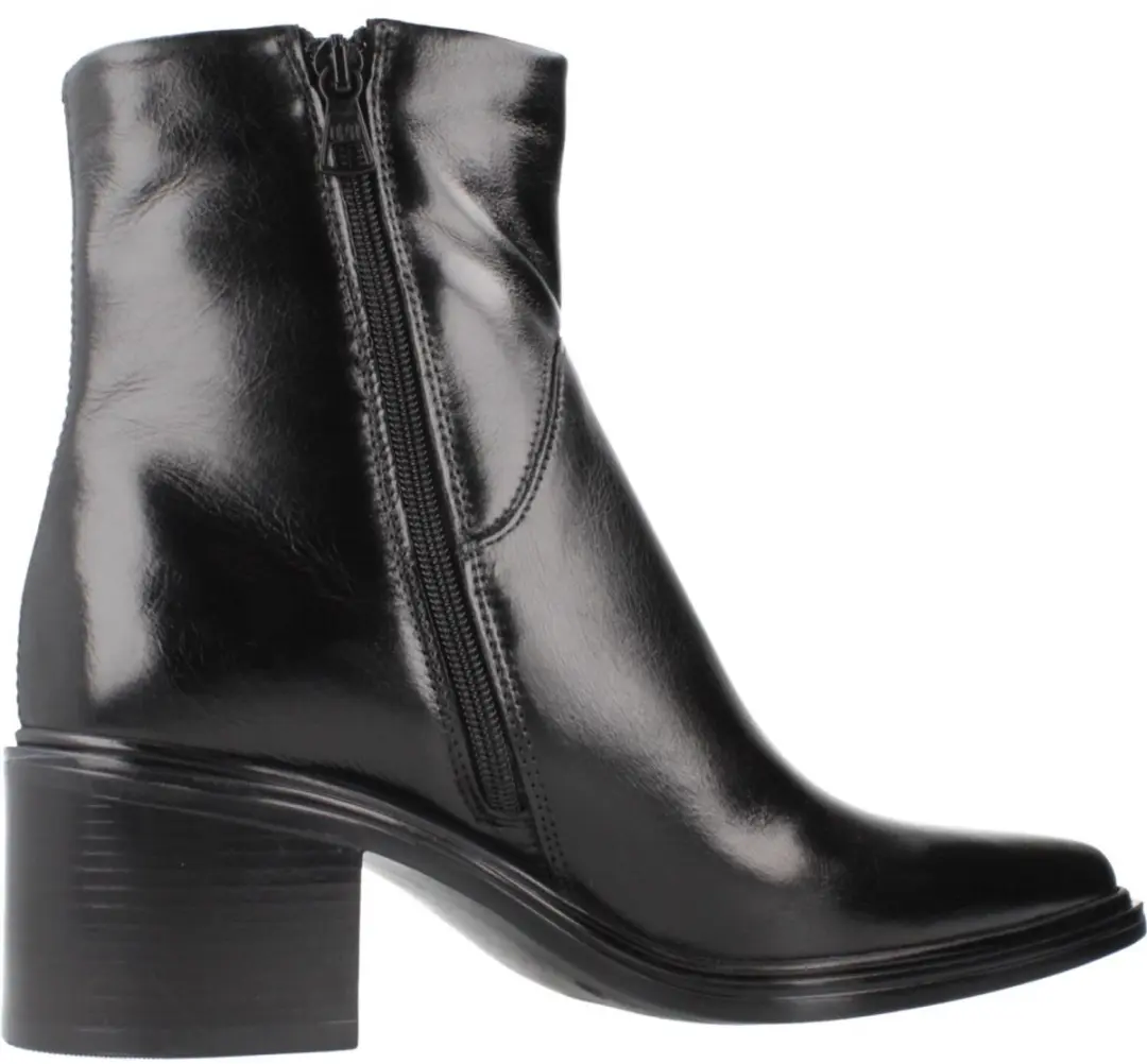 MJUS L39202 Zwart 37 EU