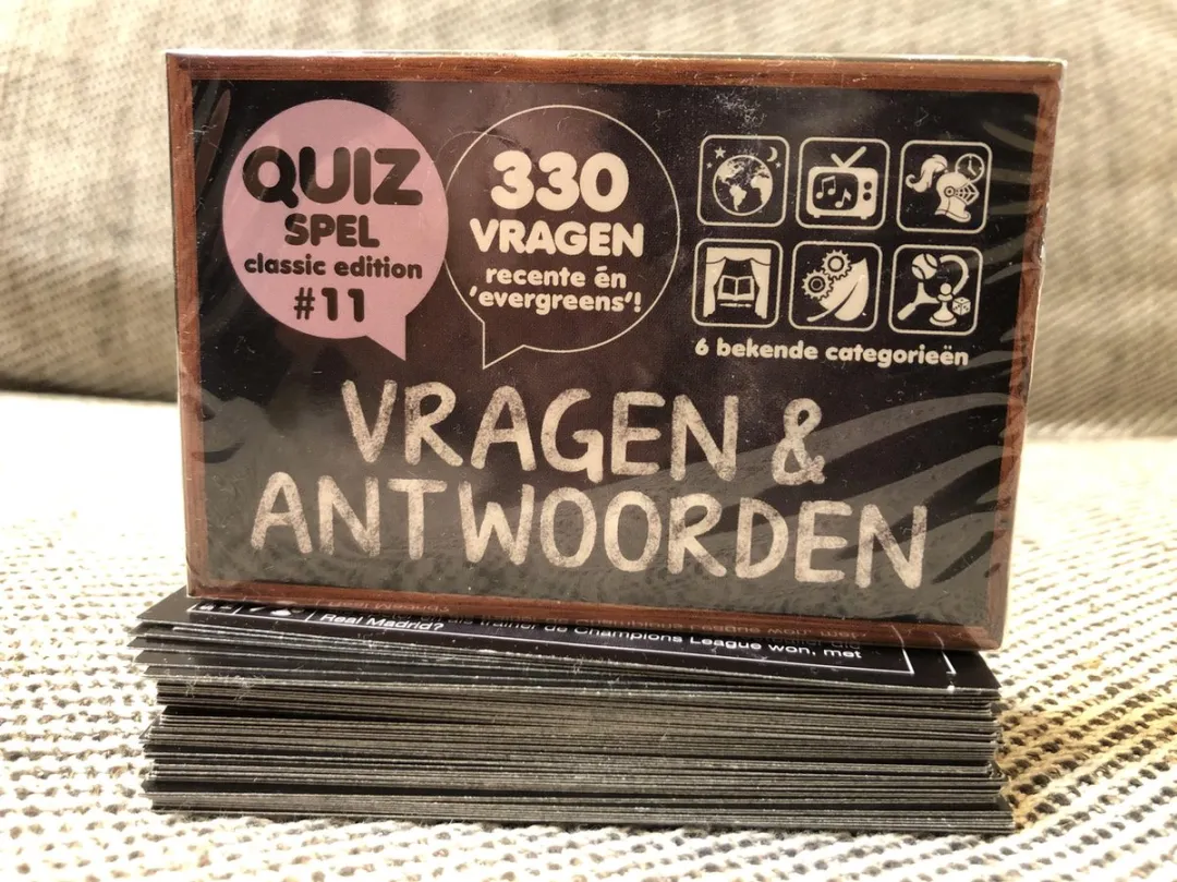 Vragen & Antwoorden #11 Trivia Quiz Kaartspel - 330 Vragen