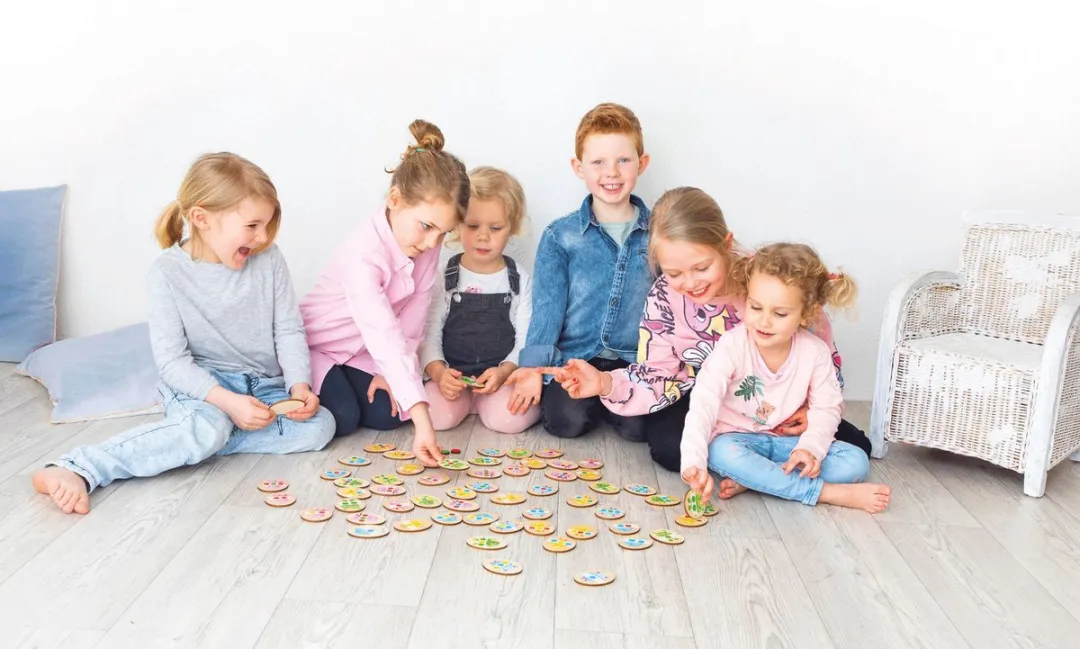 Beleduc Monster Confetti Spel 79-delig - 2-4 Spelers