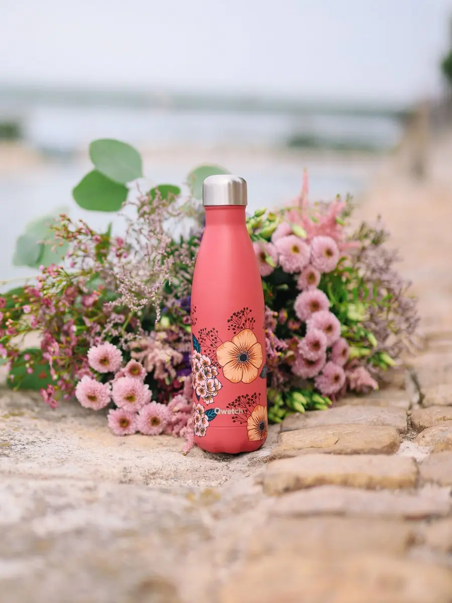 Qwetch Originals Isothermische Fles Anemonen - 750ml - afbeelding 4 van 6
