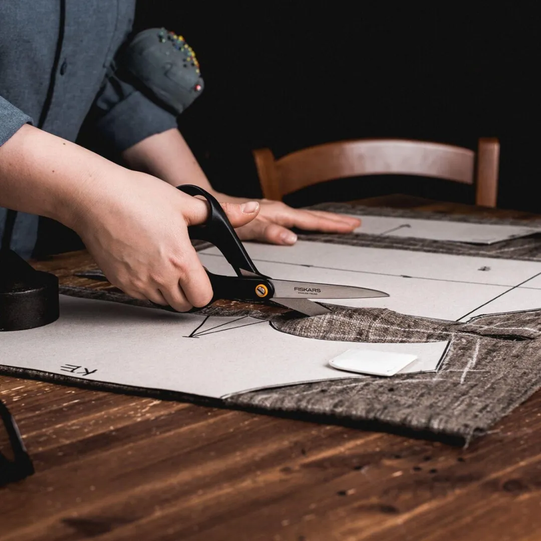 Fiskars Universele Schaar Rechtshandig 21cm - Zwart