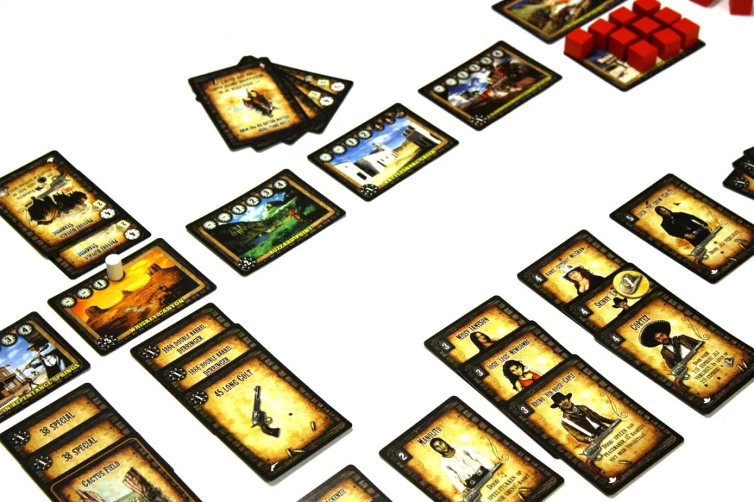 White Goblin Games Revolver 2 Gezelschapsspel - 2 Spelers