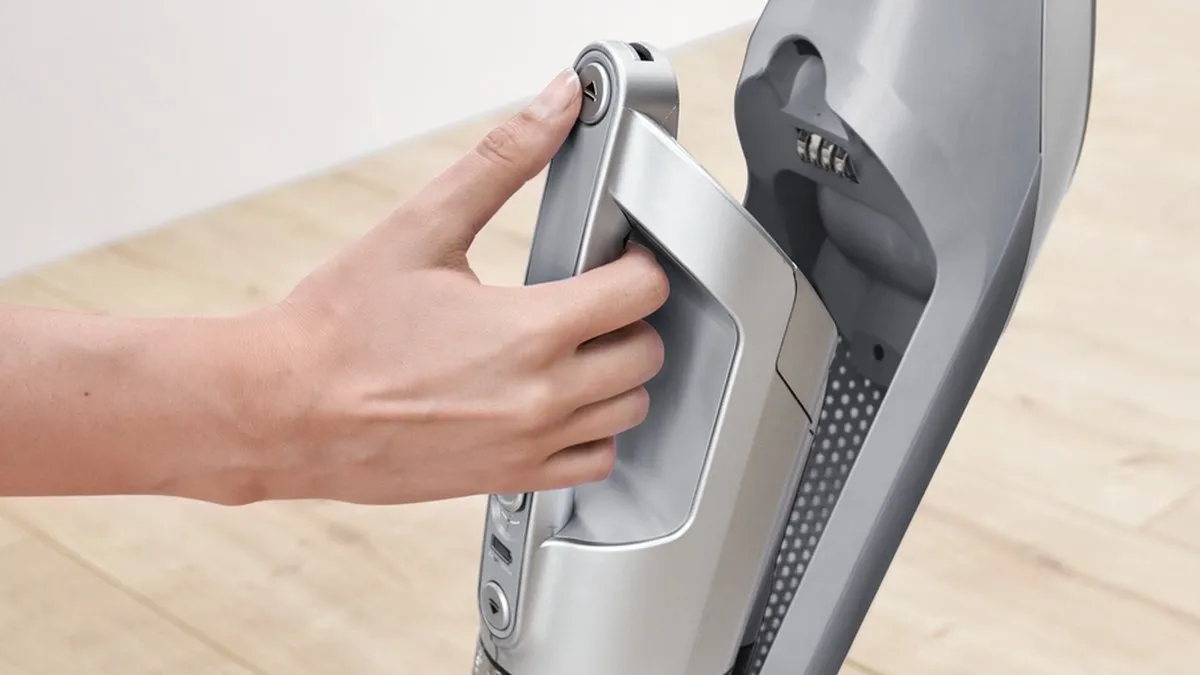 Bosch Serie 4 BBH3K2801 Steelstofzuiger 2-in-1 - 0,4L - Zilver