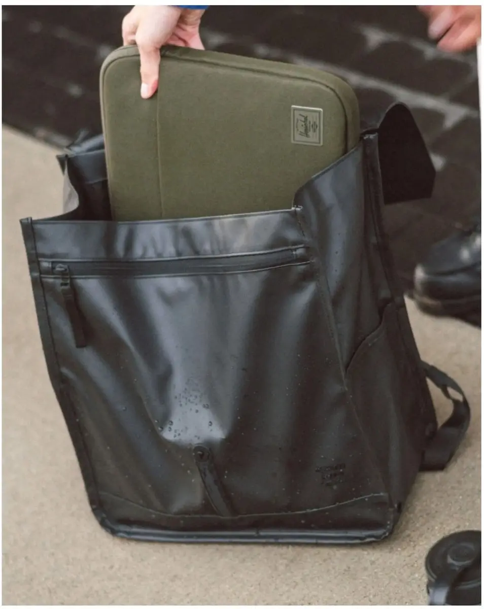 Herschel City Backpack Rugzak 18L - Zwart - afbeelding 4 van 6