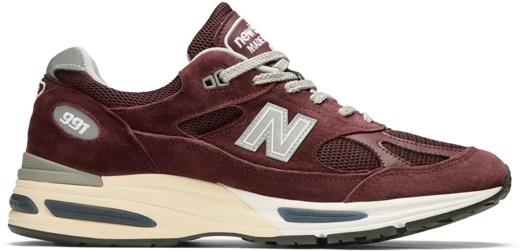 New Balance 991v2 Made in UK Sneakers