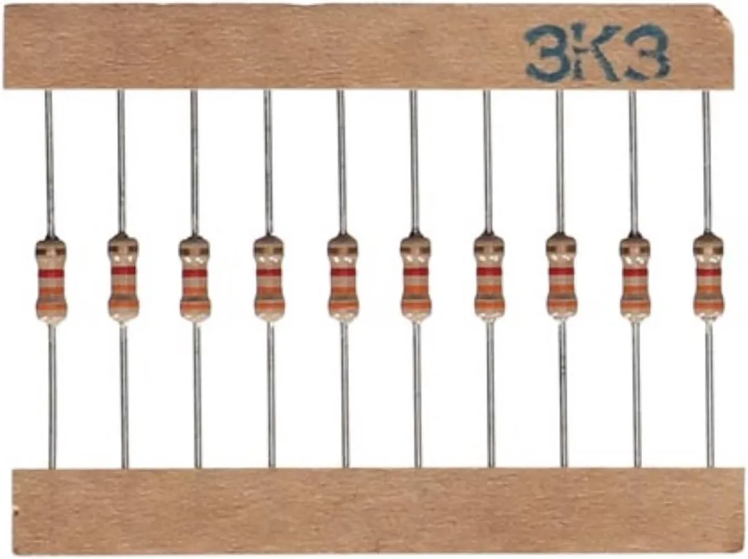 SET VAN 610 WEERSTANDEN (E12-reeks) (K/RES-E12)