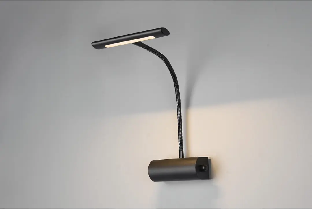 TRIO CURTIS - Wandlamp - Zwart mat - incl. 1x SMD 4 W - Schemersensor - afbeelding 2 van 6