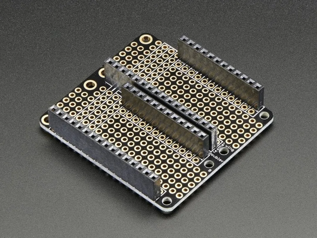 Adafruit FeatherWing Doubler 2890 - Prototyping Add-on