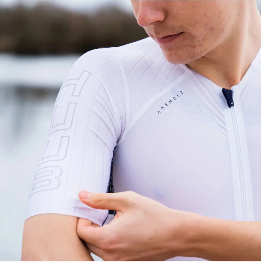 2025 Huub Heren Anemoi 2 PLUS22 Tri Suit - Dark Navy / White - afbeelding 5 van 6