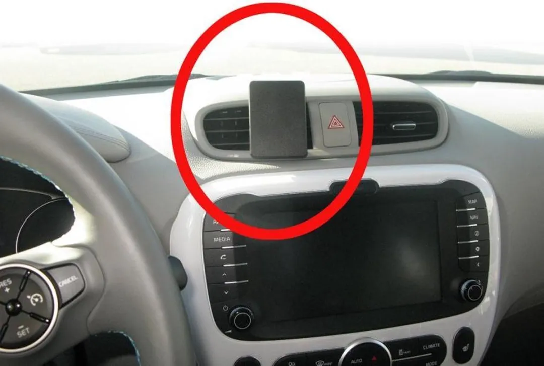 Brodit ProClip Kia Soul 2018-2019 Center Mount 855443