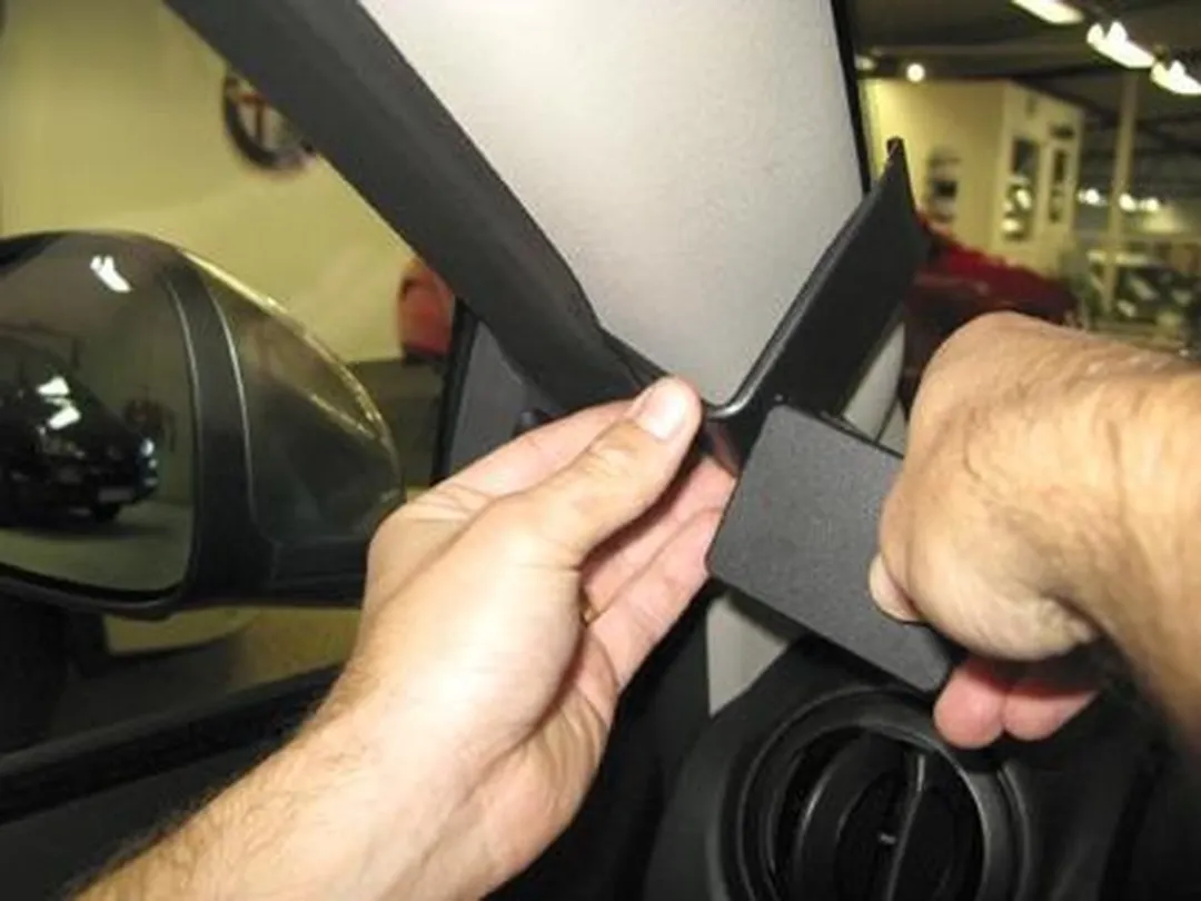 Brodit ProClip Alfa Romeo MiTo 804386 - Telefoonhouder - Zwart