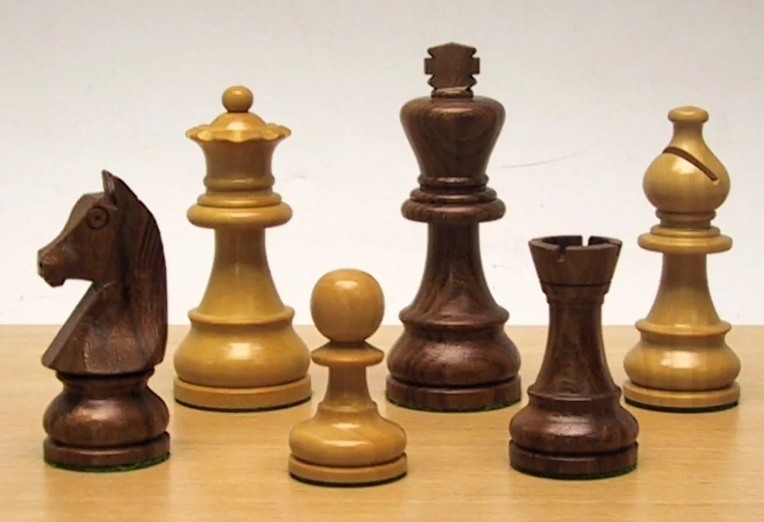 HOT Games Schaakstukken Staunton Standard nr. 4 Acacia/Palmhout - Beige/Bruin