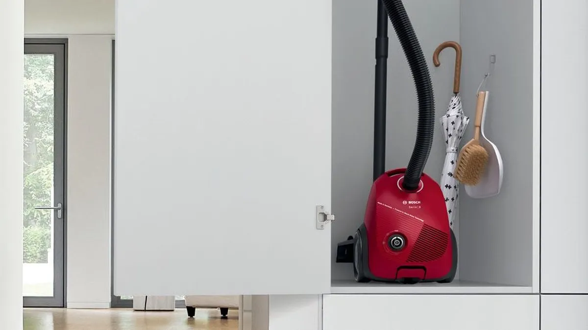 Bosch Serie 2 BGLS2RD1 Cilinderstofzuiger 600W - 3,5L - Zwart/Rood