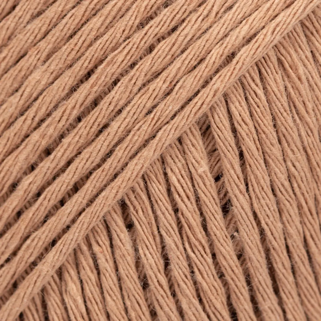 Drops Cotton Light Uni Amandel Garen